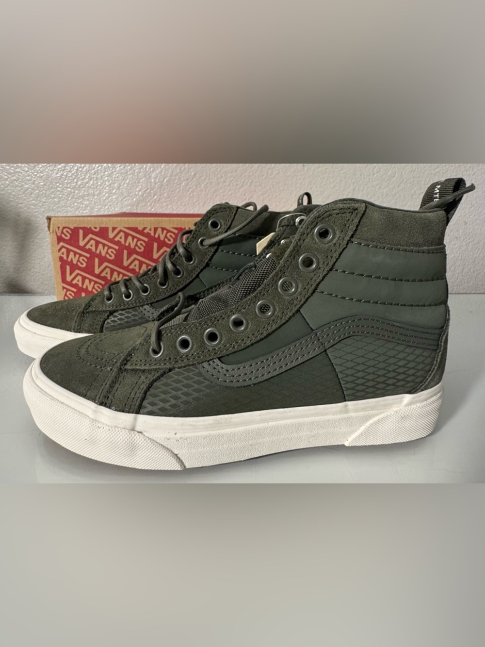 Women’s Vans Sk8-Hi 46 MTE DX in Grape Leaf Size 8